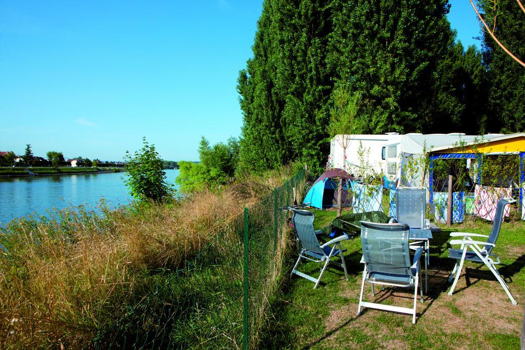 Camping International De Maisons-Laffitte Hotell Exteriör bild