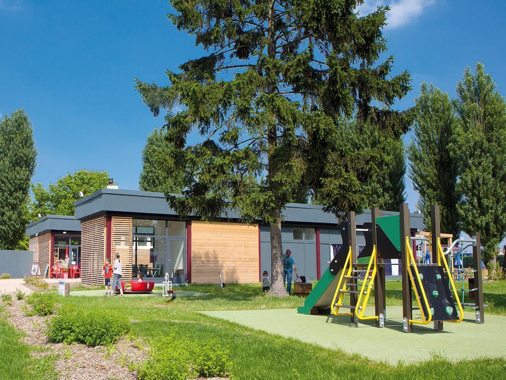 Camping International De Maisons-Laffitte Hotell Exteriör bild